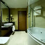 مارغي فندق أديرني